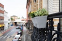 12031239 - balcony hook standart - adjustable - in situ.jpg