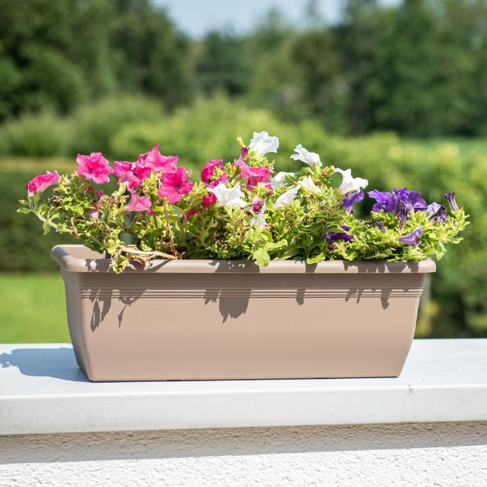 Balconnière Relax – percée, résistante et décorative (4 tailles: de L40 à L80 cm)