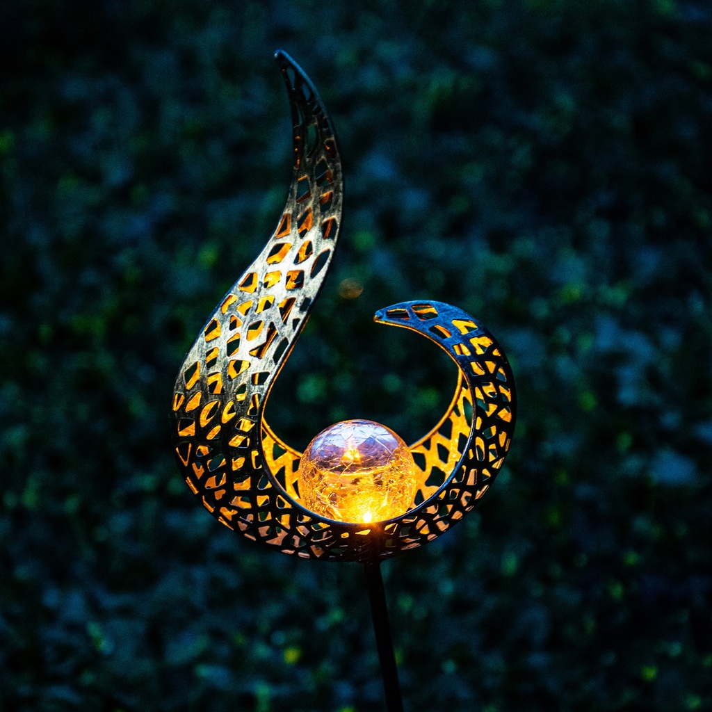 Golden torch solar flame – 3 artistic shapes on stake (16x6xH90cm)