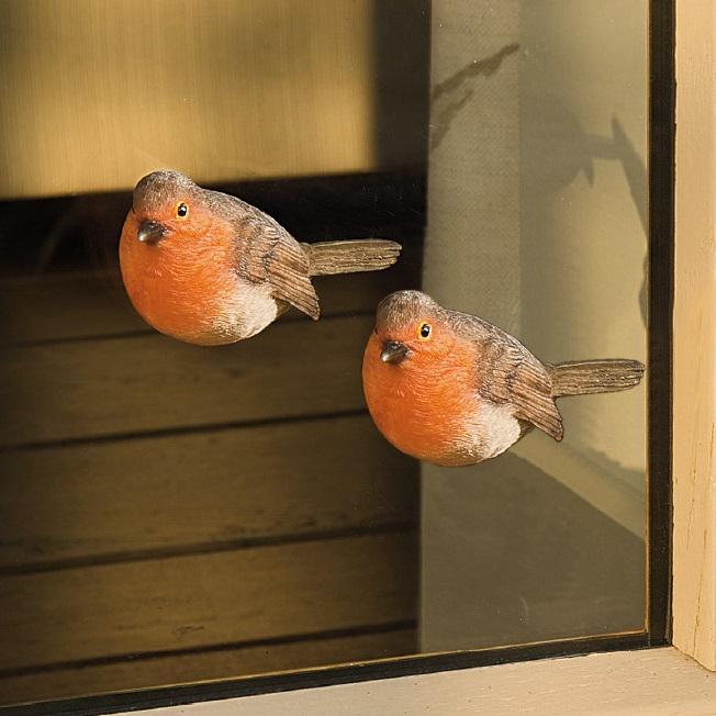 POLYRESIN ROBIN MAGNET