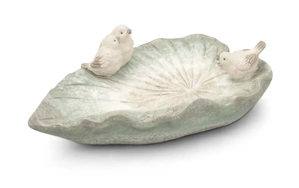 Ceramic Bird Bath – Leaf design (37x24xH13 cm)